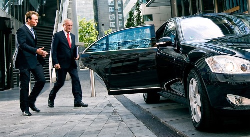 Chauffeur Hailling Services